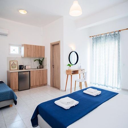 Seaside Suites Kávos Екстериор снимка