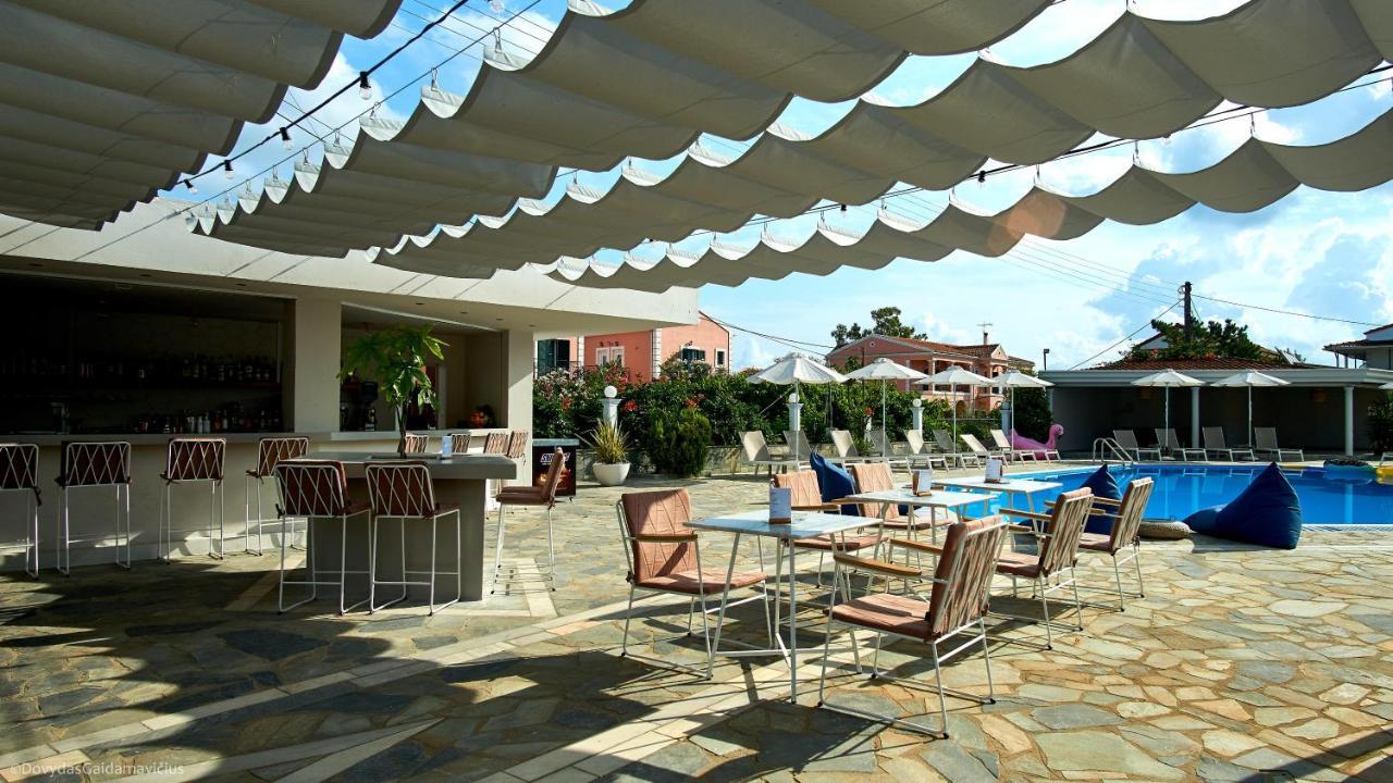 Seaside Suites Kávos Екстериор снимка