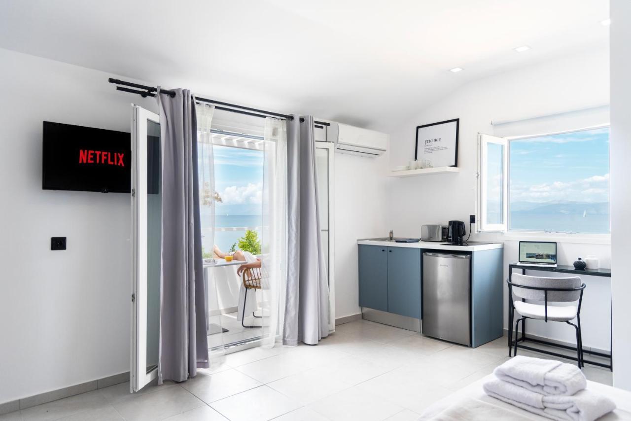 Seaside Suites Kávos Екстериор снимка