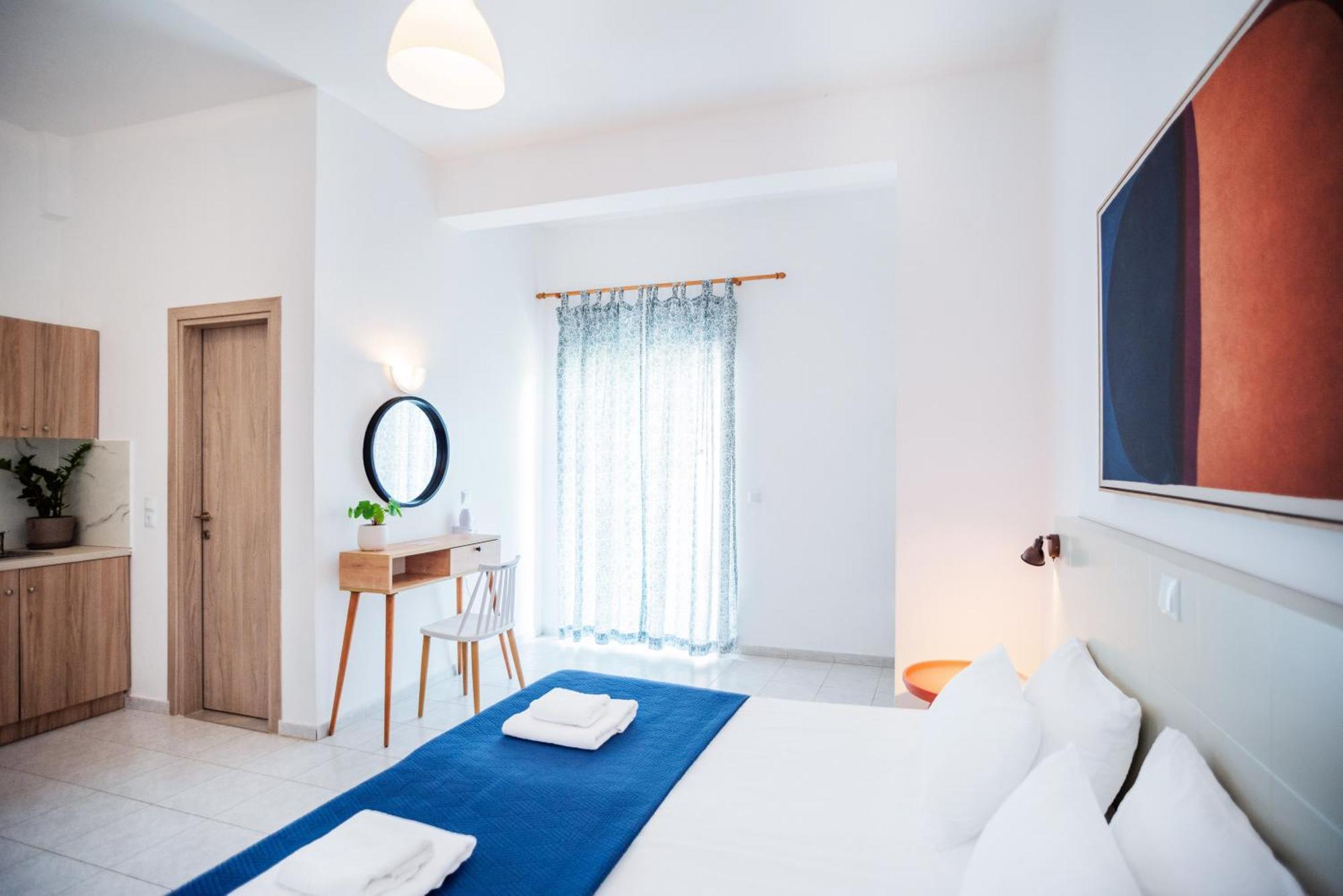 Seaside Suites Kávos Екстериор снимка