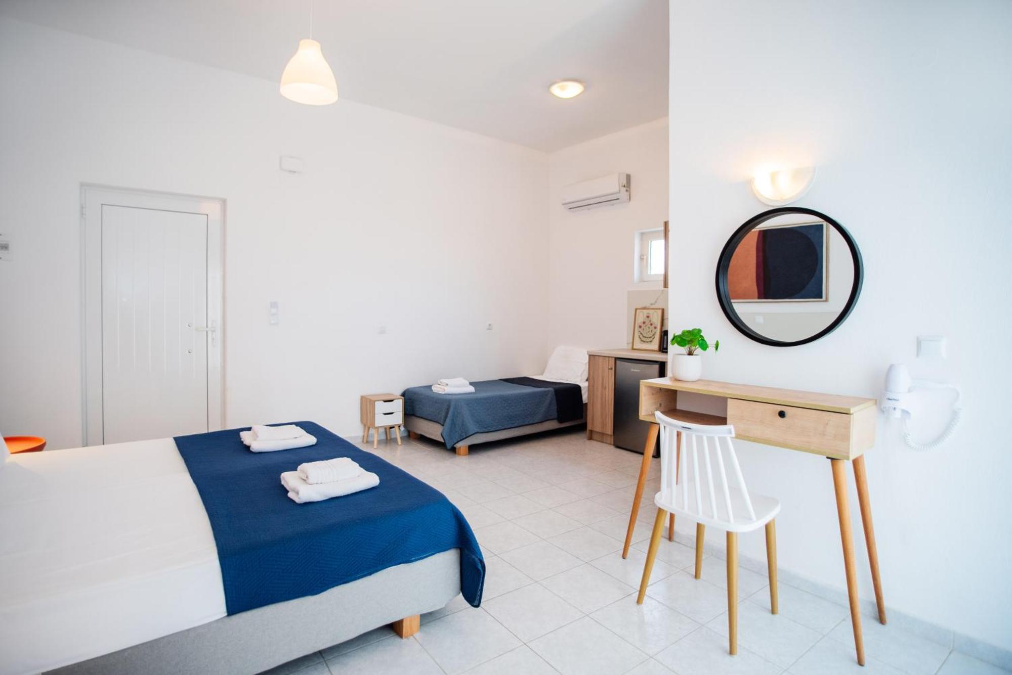 Seaside Suites Kávos Екстериор снимка