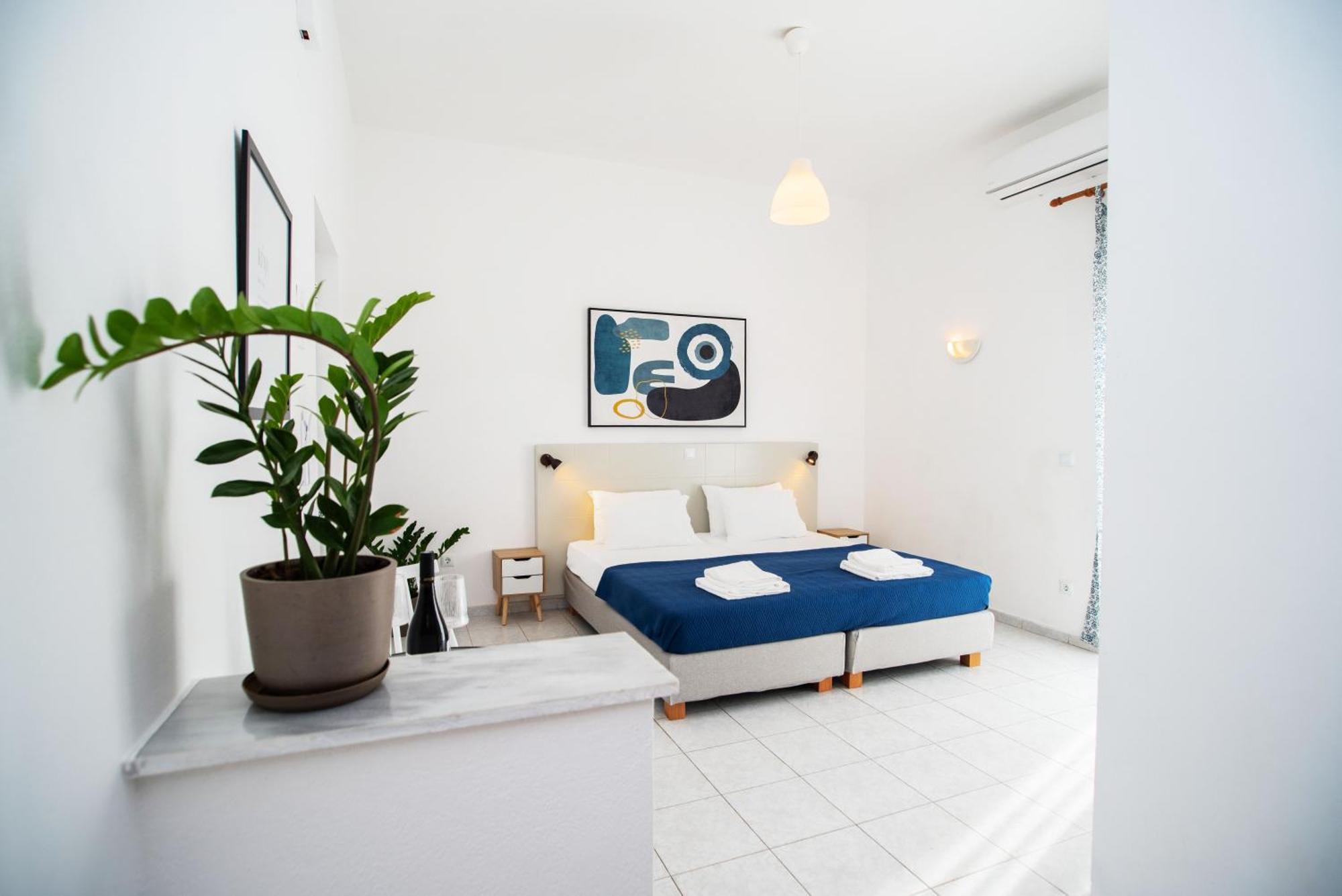 Seaside Suites Kávos Екстериор снимка